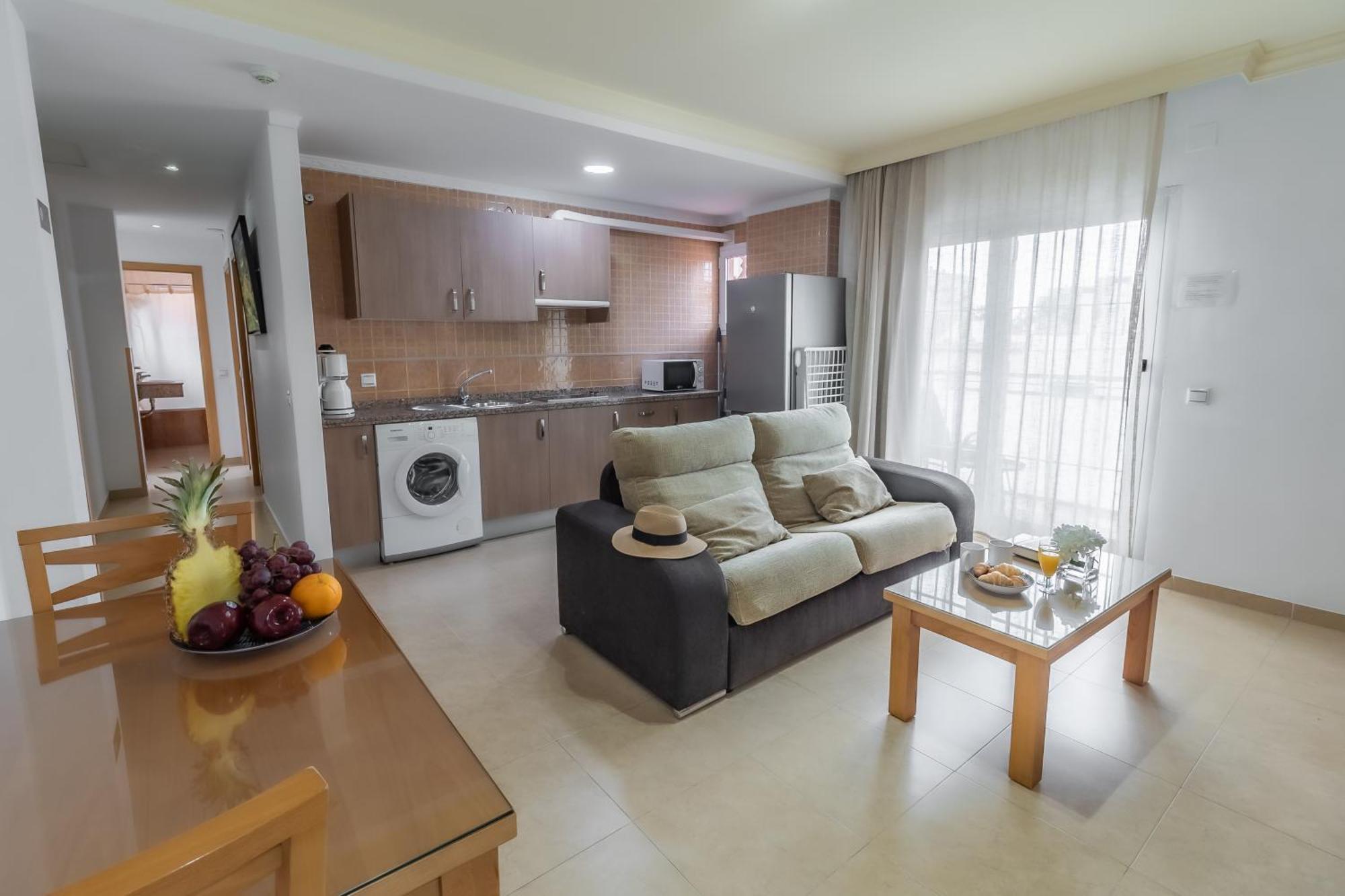 Apartamentos Turisticos Las Yucas Torre Del Mar Exterior foto